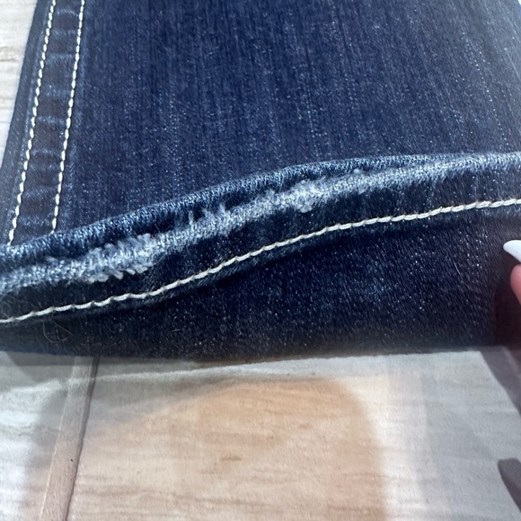 Women’s Miss Me jeans size 28x33 - Picture 13 of 16